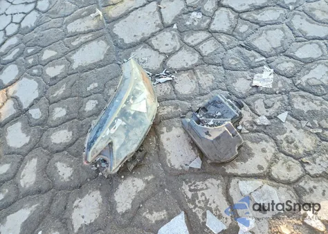 2014 Honda Cr-V Lx z USA, uszkodzony, nr VIN 3CZRM3H35EG710570